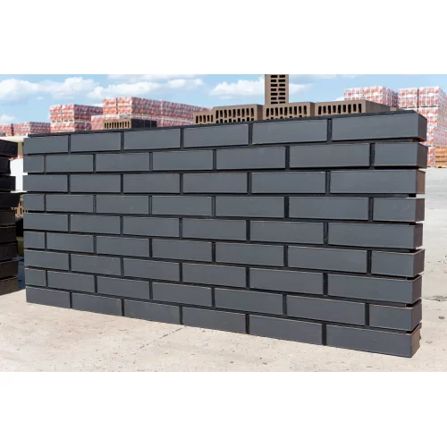Кирпич керамический Black Premium Matte Красная Гвардия кирпичная кладка 3