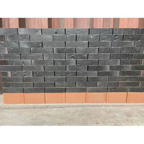 Облицовочный клинкерный кирпич Базальт 6 Рустика черный графит 250x120x65,  Керамейя фото